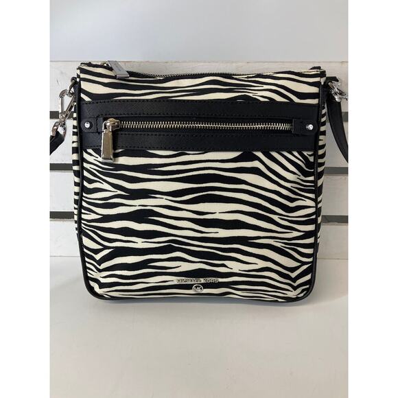 MICHAEL KORS NWT BLACK WHITE ANIMAL NYLON CROSSBODY BAG - Picture 1 of 16